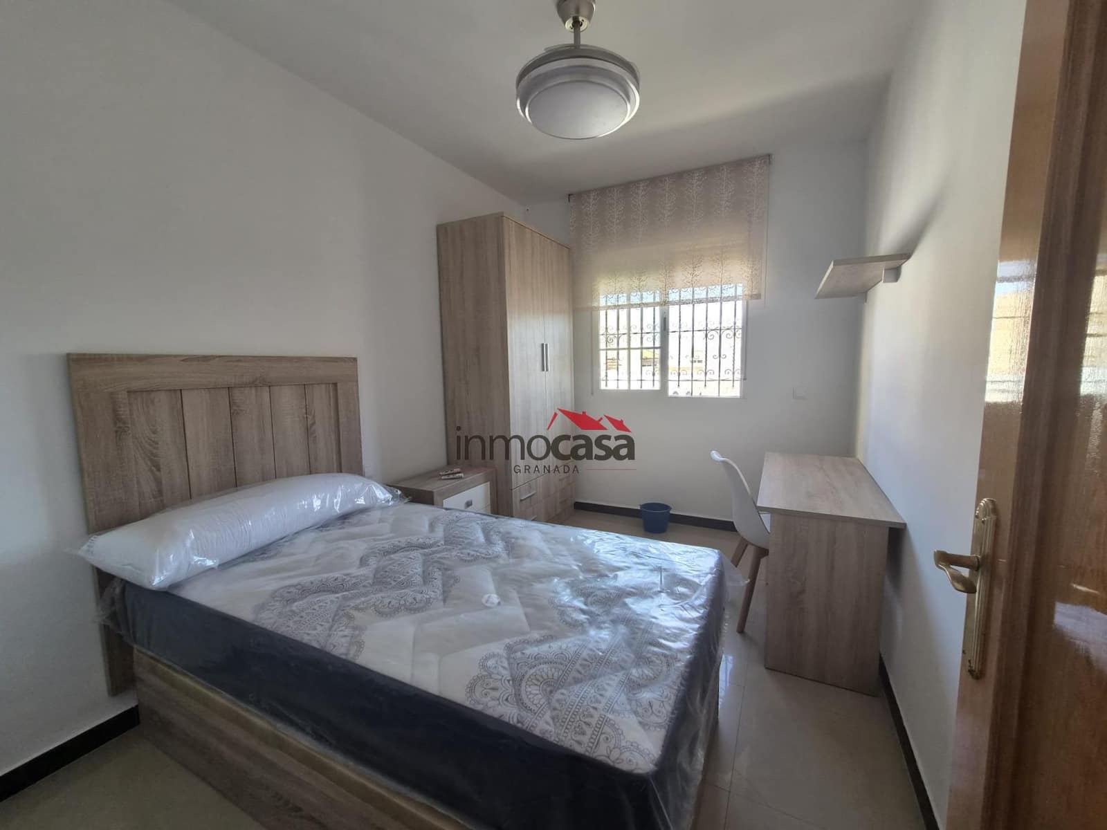 4 sypialnia Penthouse do wynajęcia w Armilla - 1 000 € (Ref: 9922445)