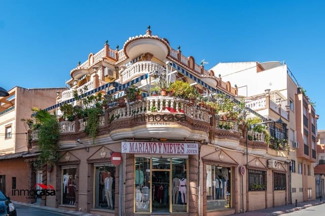 Ático de 4 habitaciones en Armilla en alquiler - 1.000 € (Ref: 9922445)