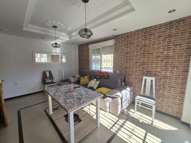 Ático de 4 habitaciones en Armilla en alquiler - 1.000 € (Ref: 9922445)