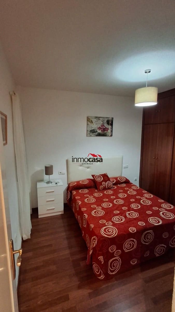 3 camera da letto Appartamento da affittare in Granada citta - 900 € (Rif: 9927551)