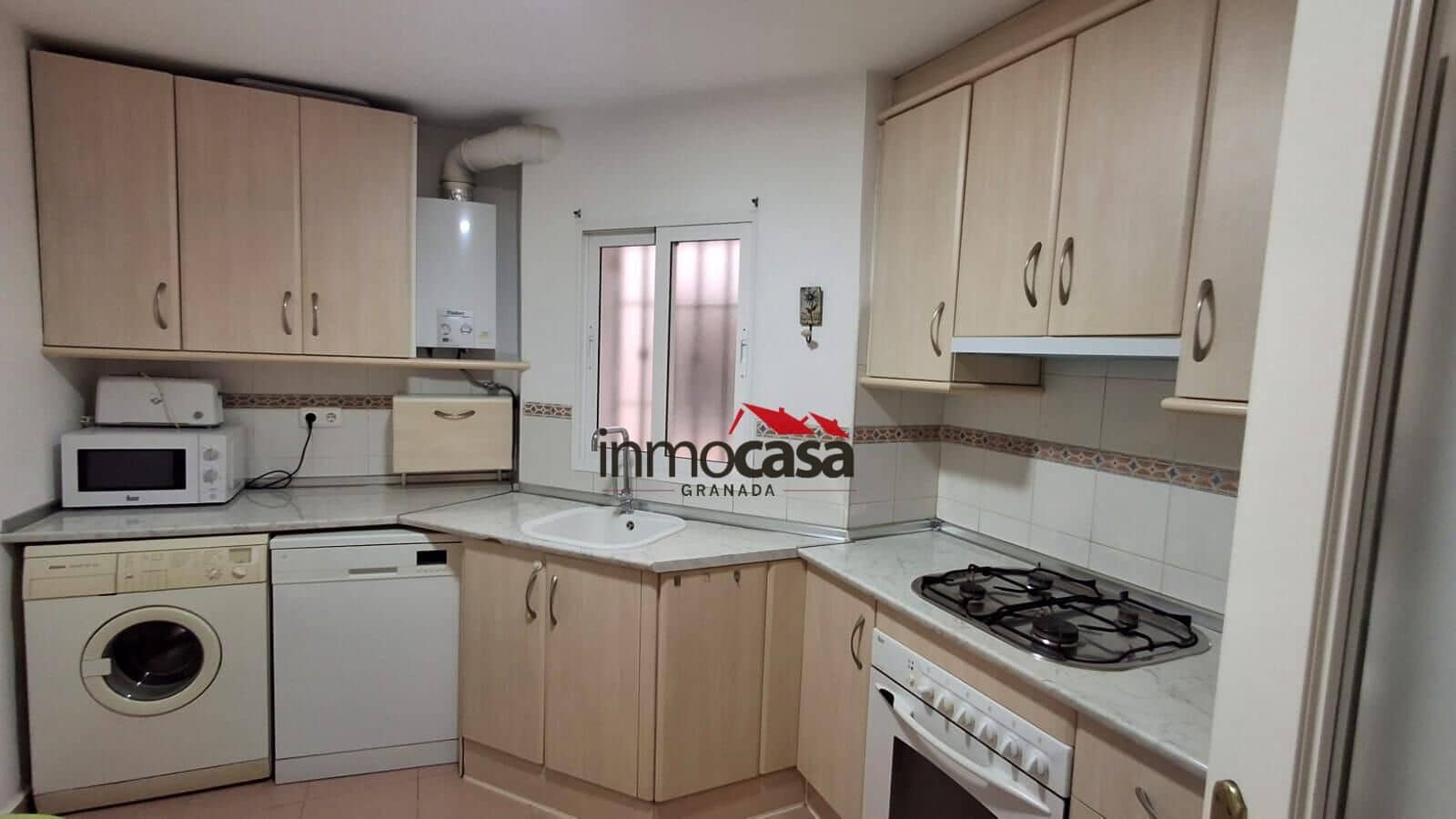 3 camera da letto Appartamento da affittare in Granada citta - 900 € (Rif: 9927551)