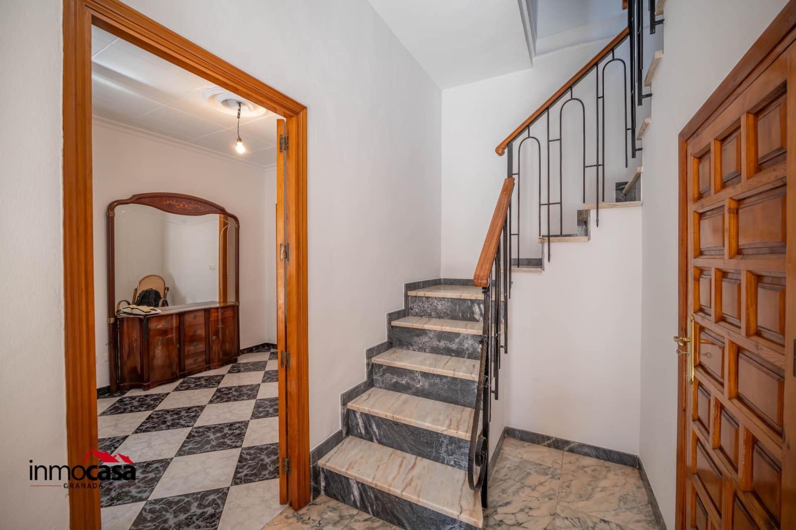 5 bedroom Townhouse for sale in Luque - € 160,000 (Ref: 9927552)