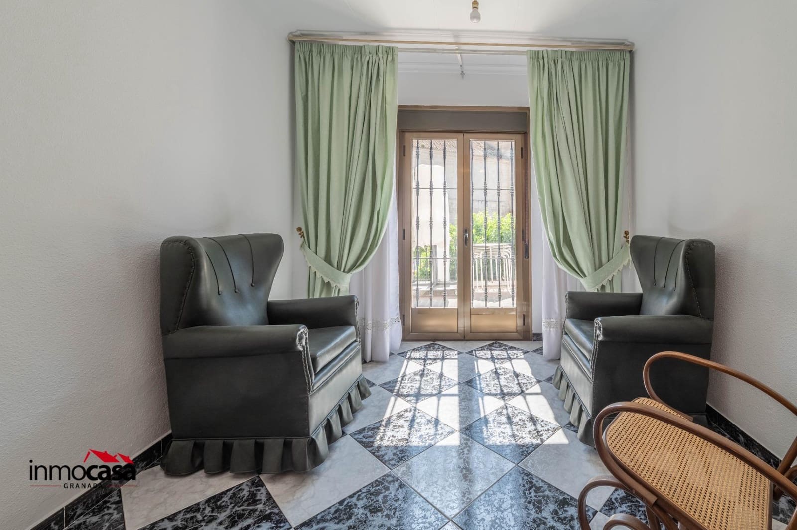 5 bedroom Townhouse for sale in Luque - € 160,000 (Ref: 9927552)