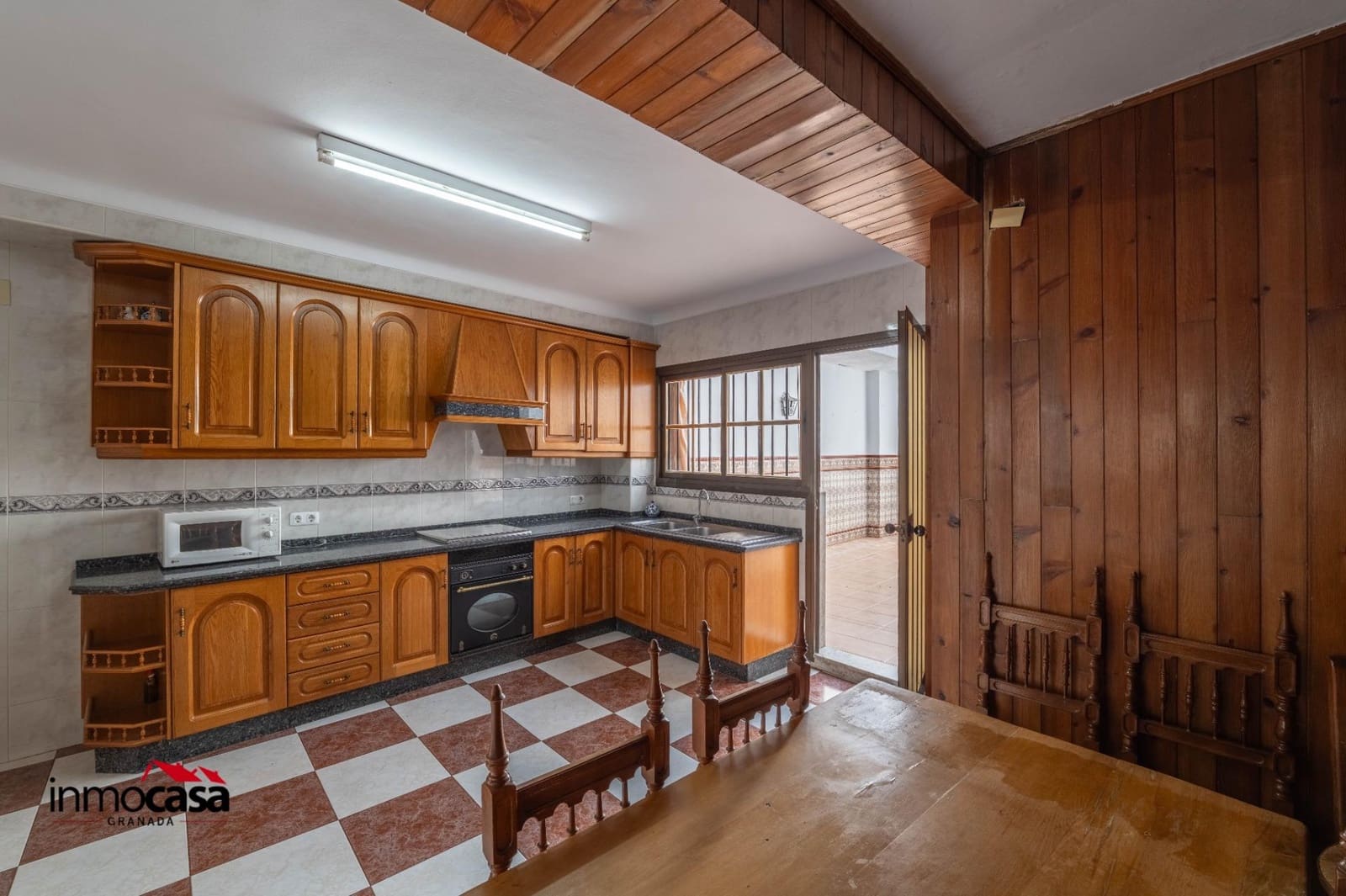 5 bedroom Townhouse for sale in Luque - € 160,000 (Ref: 9927552)