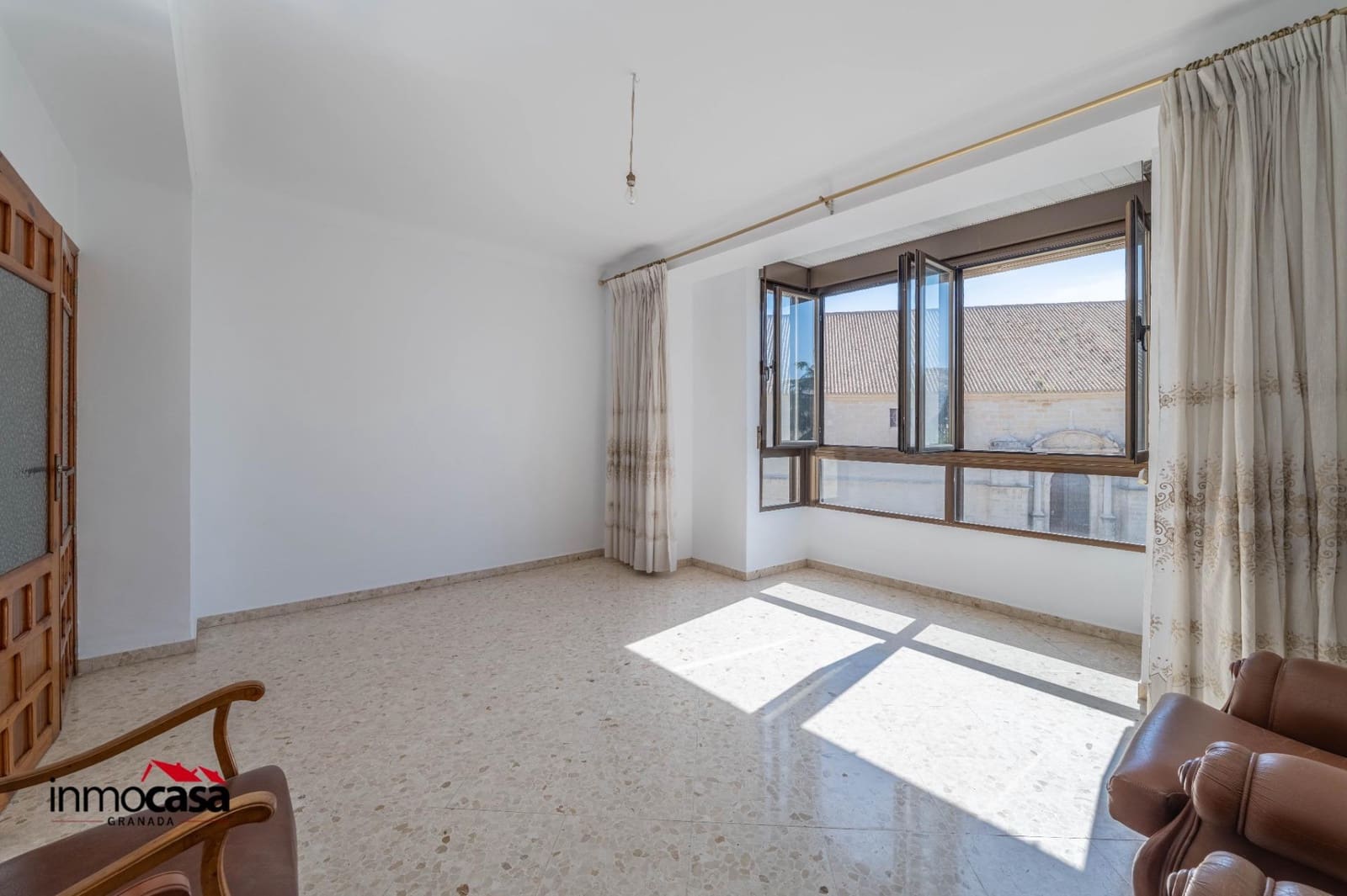 5 bedroom Townhouse for sale in Luque - € 160,000 (Ref: 9927552)