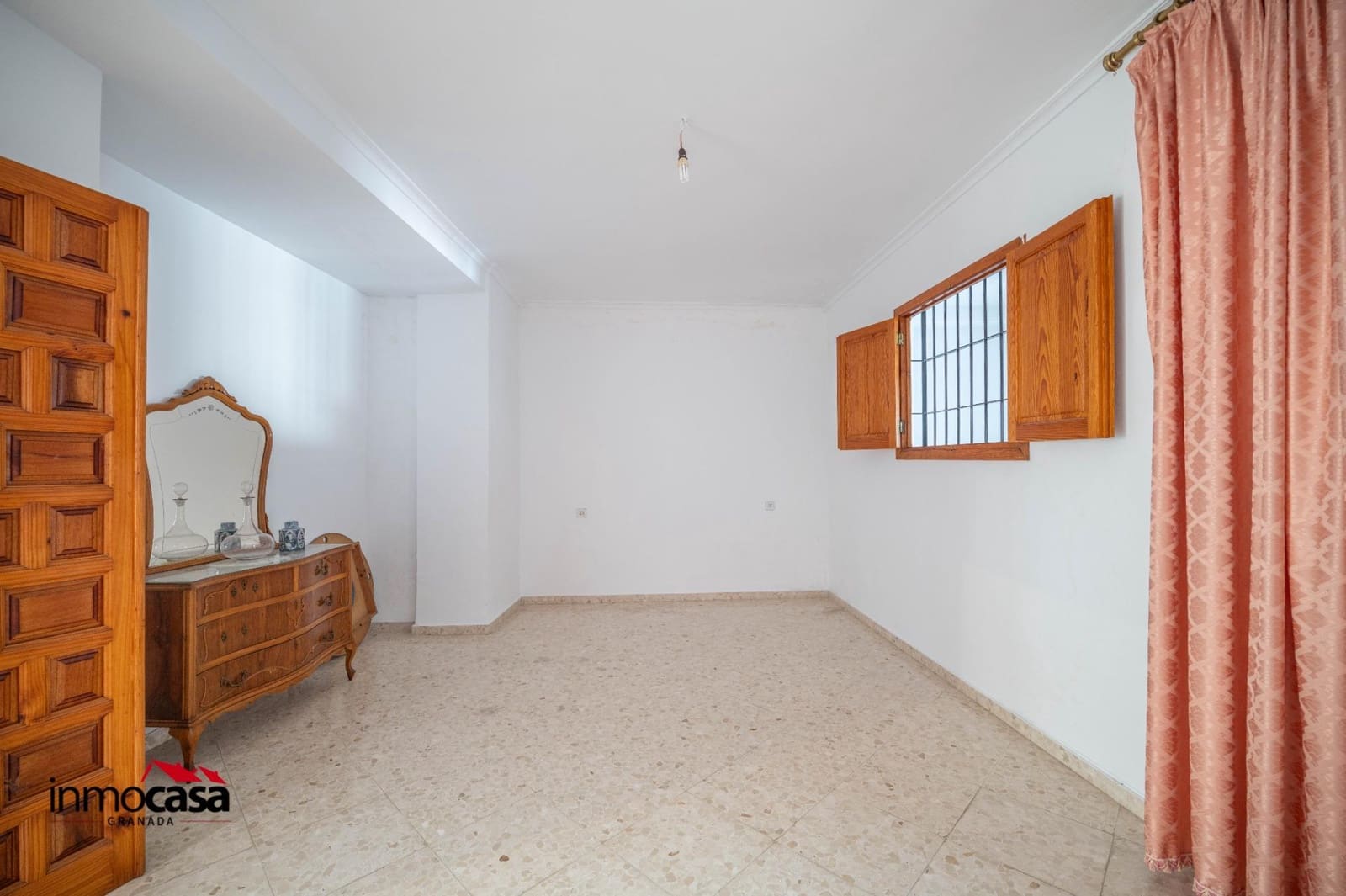 5 bedroom Townhouse for sale in Luque - € 160,000 (Ref: 9927552)