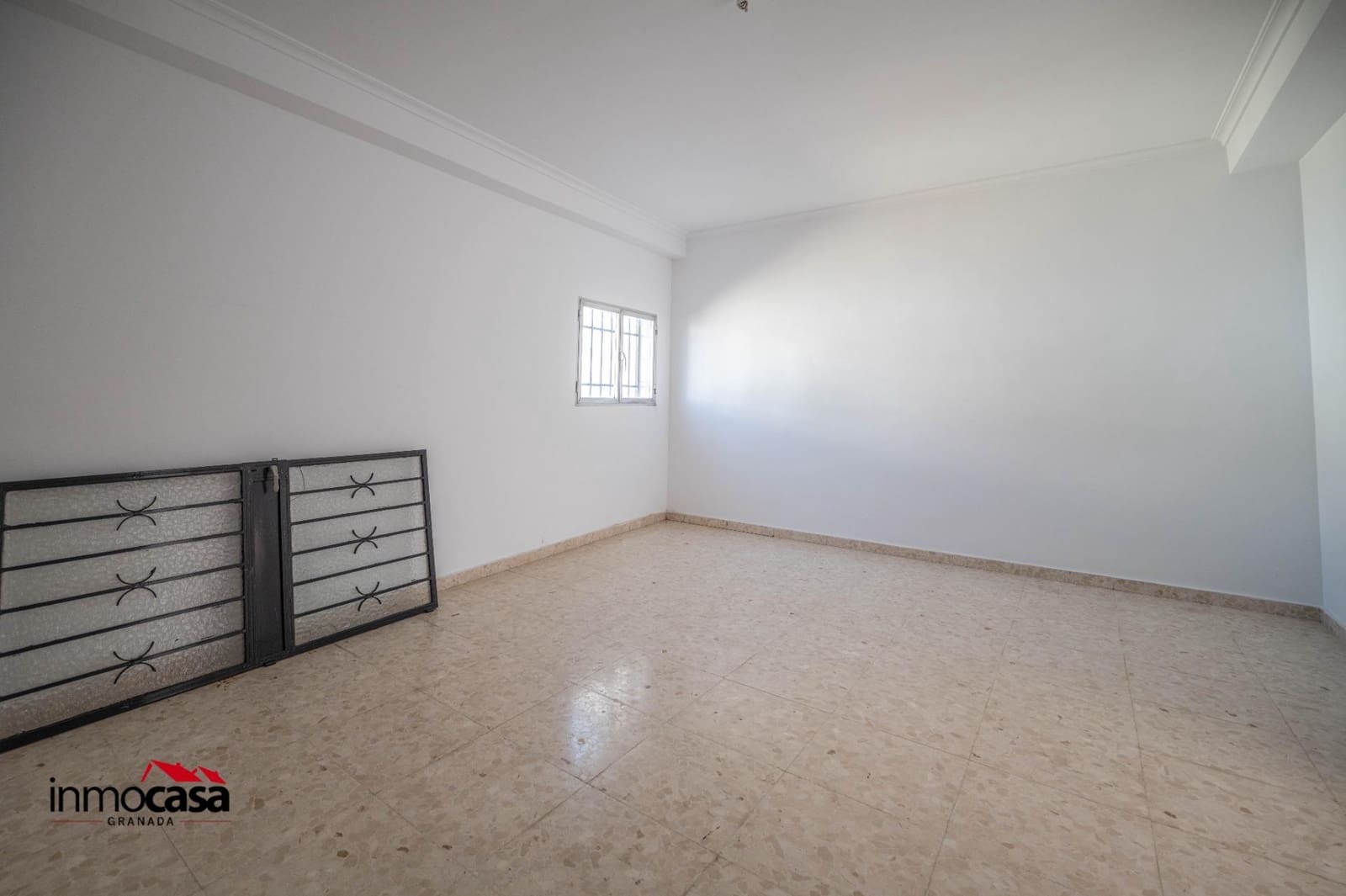 5 bedroom Townhouse for sale in Luque - € 160,000 (Ref: 9927552)