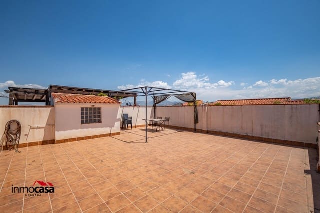 2 bedroom Penthouse for sale in Churriana de la Vega with garage - € 170,000 (Ref: 9936515)