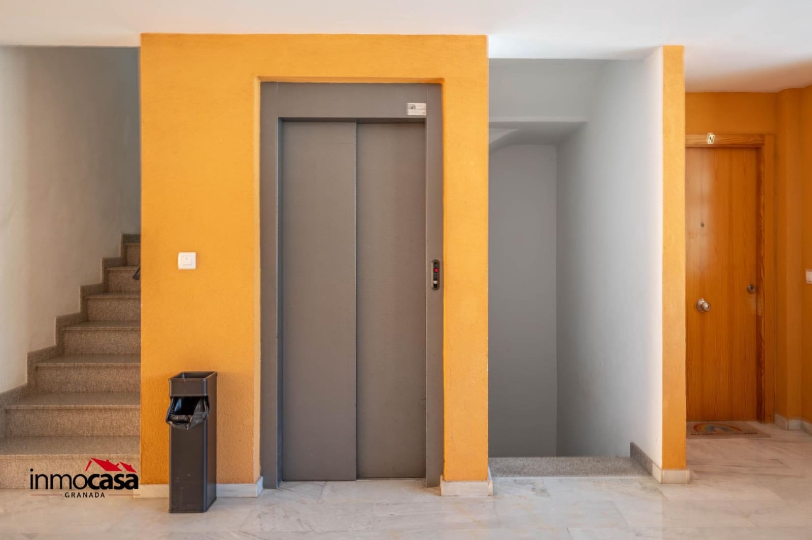 2 sypialnia Penthouse na sprzedaż w Churriana de la Vega z garażem - 170 000 € (Ref: 9936515)