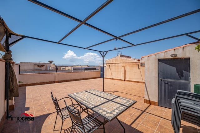 2 bedroom Penthouse for sale in Churriana de la Vega with garage - € 170,000 (Ref: 9936515)