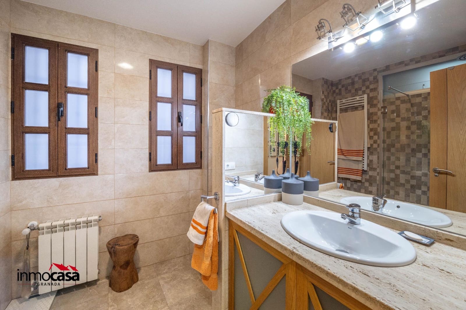 4 slaapkamer Appartement te koop in Granada stad met garage - € 520.000 (Ref: 9942652)