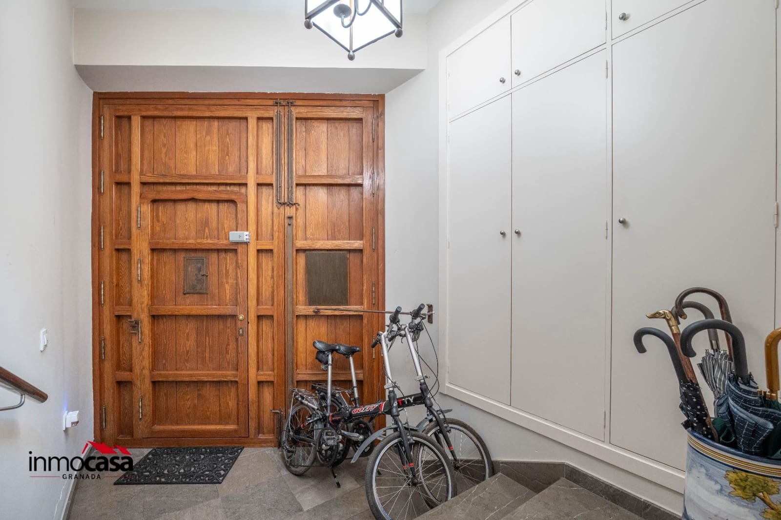 4 slaapkamer Appartement te koop in Granada stad met garage - € 520.000 (Ref: 9942652)
