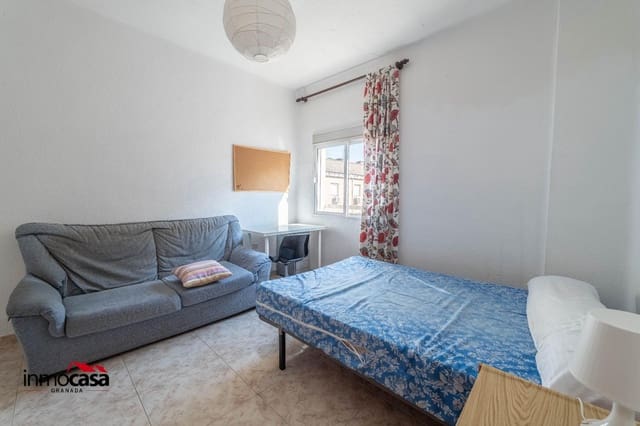 3 soveværelse Lejlighed til salg i Granada by - € 160.000 (Ref: 9948058)
