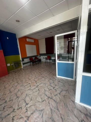 4 soveværelse Virksomhed til leje i Zaidin, Granada by - € 1.600 (Ref: 9948059)