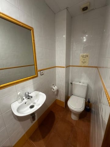 4 soveværelse Virksomhed til leje i Zaidin, Granada by - € 1.600 (Ref: 9948059)