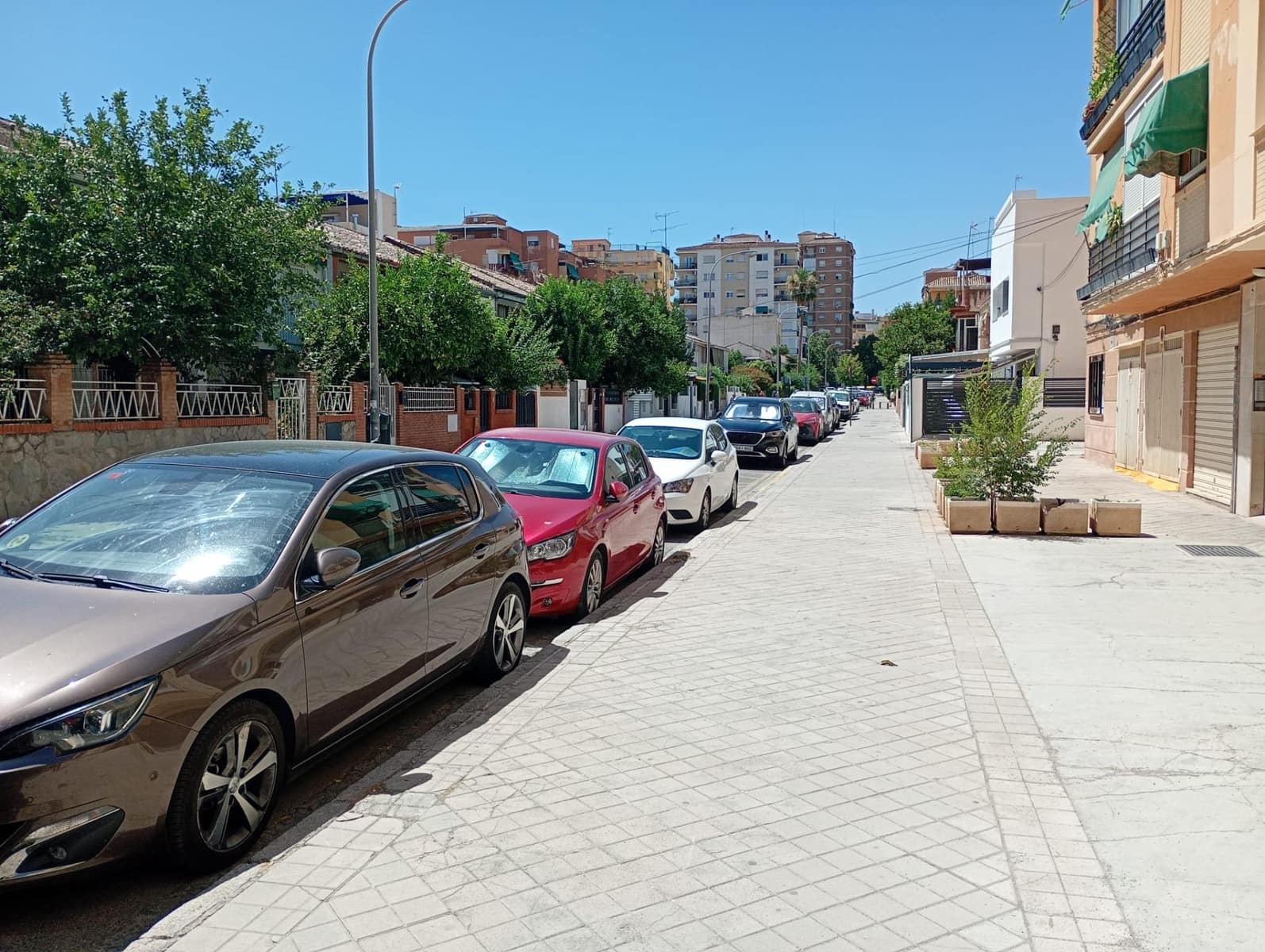 Kommersiell til salgs i Granada by - € 59 999 (Ref: 9954346)