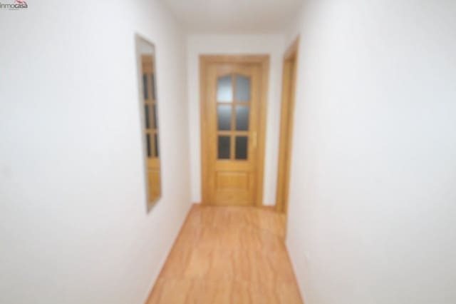 2 soverom Leilighet til leie i Ogíjares med garasje - € 650 (Ref: 9963229)