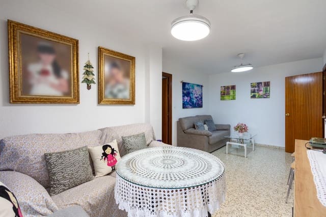 Piso de 3 habitaciones en Granada ciudad en venta - 115.000 € (Ref: 9973438)