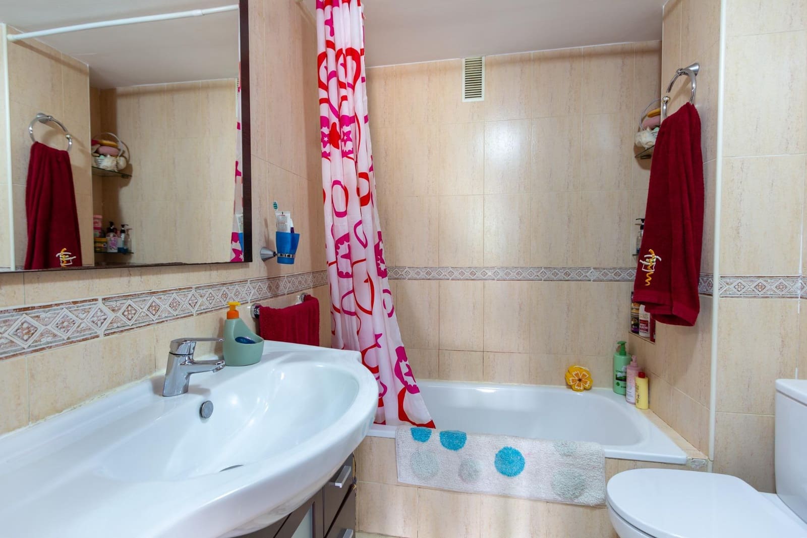 3 Zimmer Wohnung zu verkaufen in Granada Stadt - 115.000 € (Ref: 9973438)