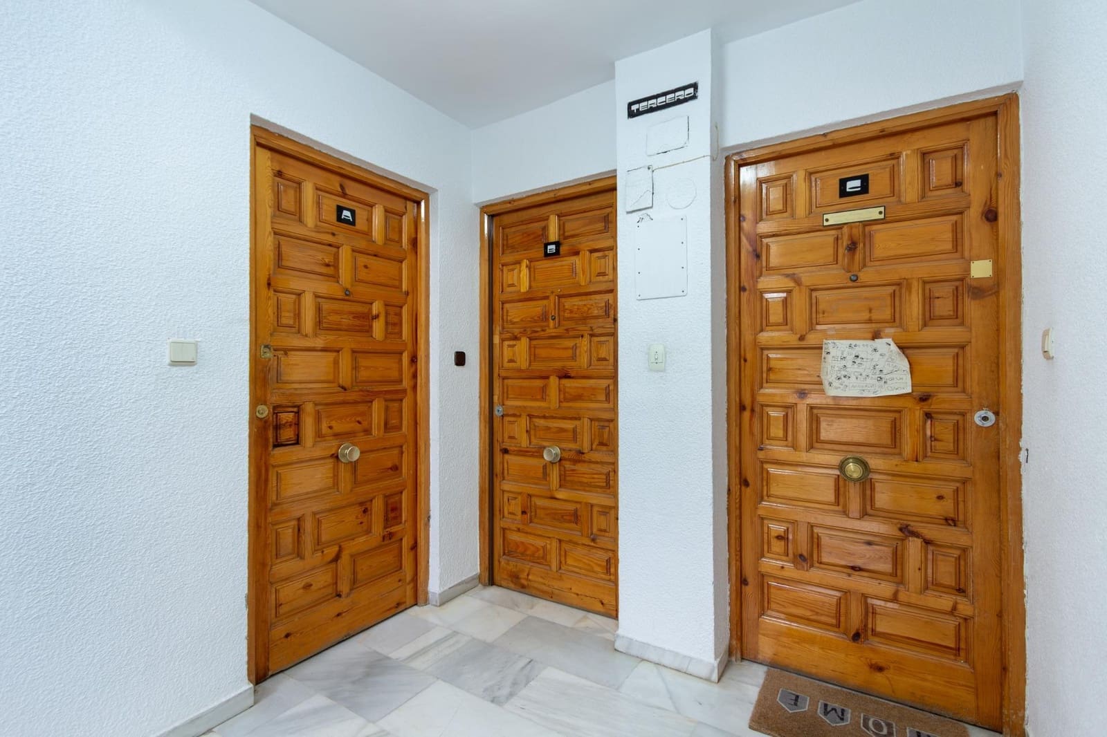 3 Zimmer Wohnung zu verkaufen in Granada Stadt - 115.000 € (Ref: 9973438)