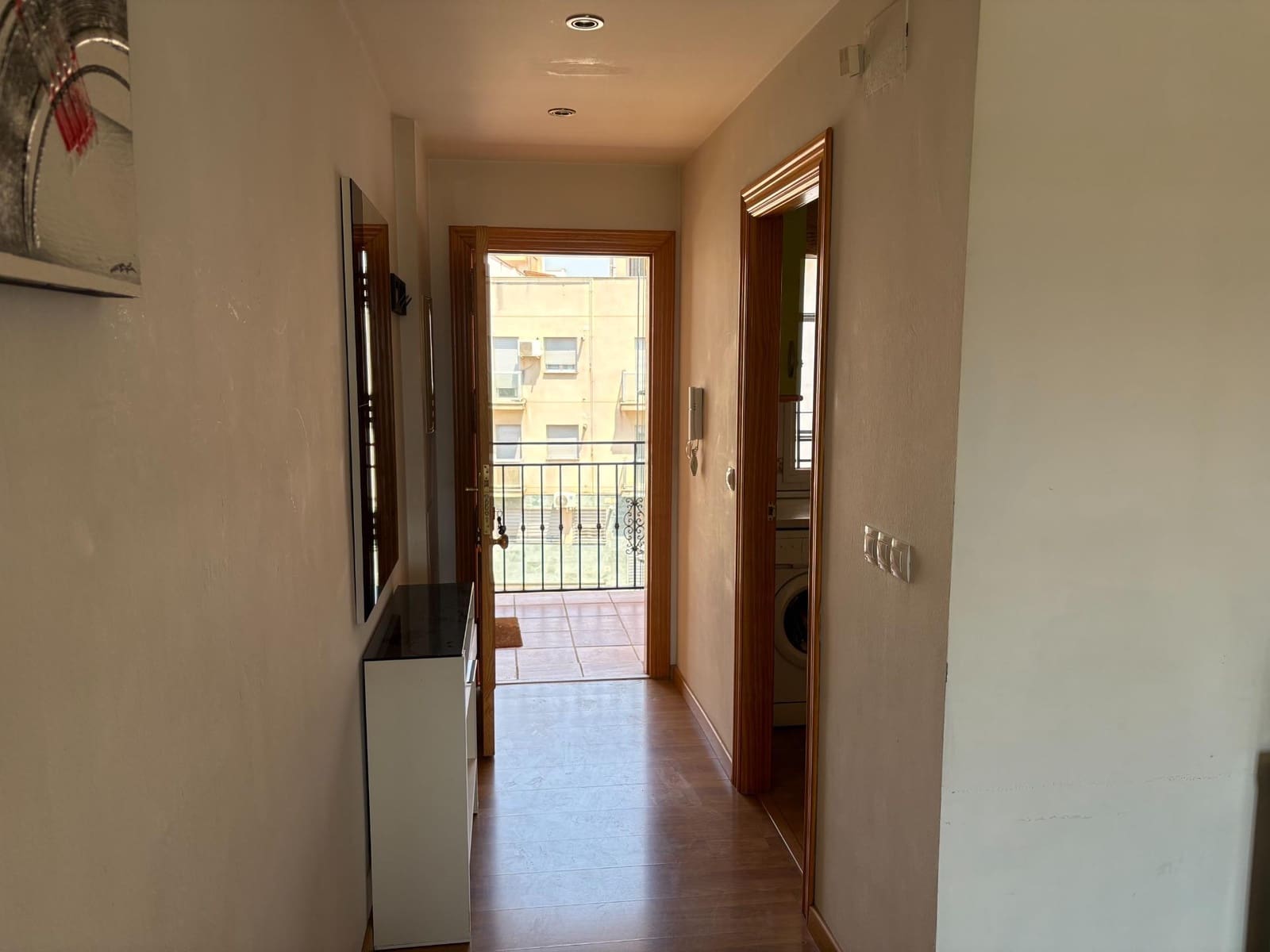 Piso de 2 habitaciones en Las Gabias en venta con garaje - 159.900 € (Ref: 9977432)