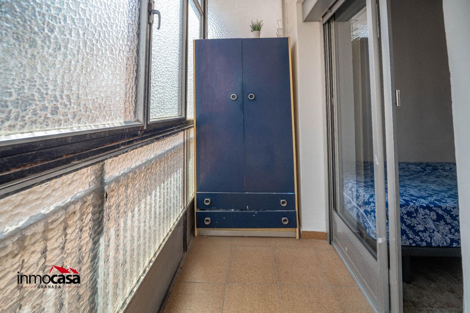 3 slaapkamer Flat te huur in Granada stad - € 1.000 (Ref: 9983113)