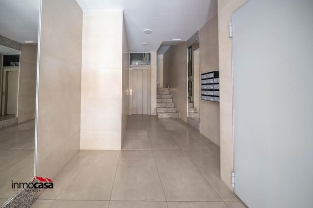 3 Zimmer Wohnung zu vermieten in Granada Stadt - 1.000 € (Ref: 9983113)