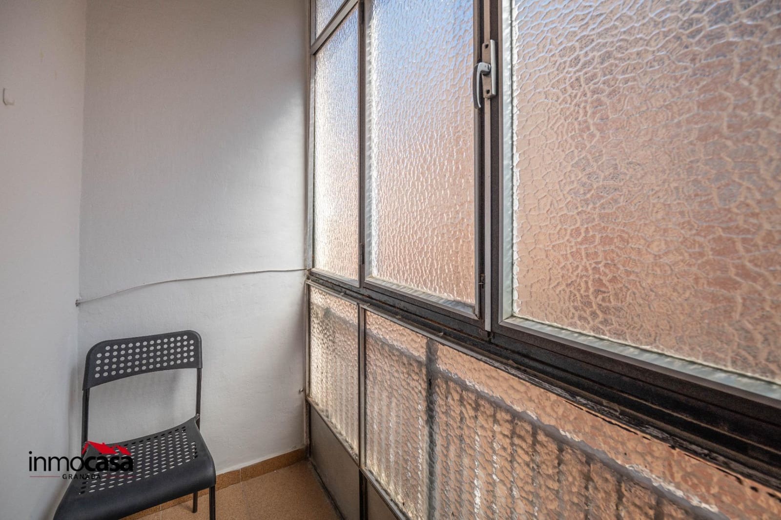 3 slaapkamer Flat te huur in Granada stad - € 1.000 (Ref: 9983113)