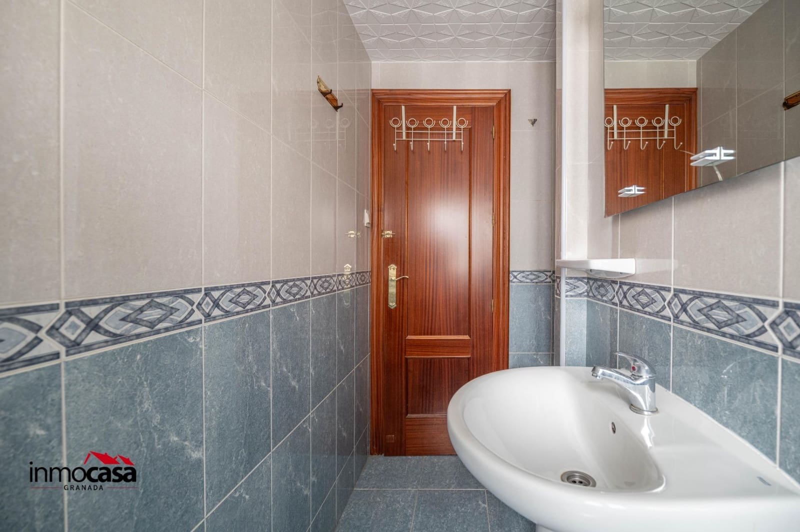 3 slaapkamer Flat te huur in Granada stad - € 1.000 (Ref: 9983113)