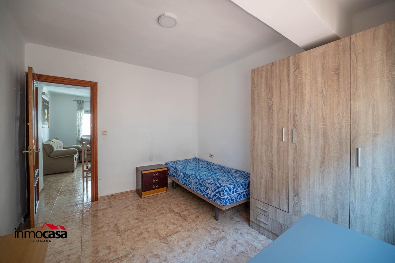3 slaapkamer Flat te huur in Granada stad - € 1.000 (Ref: 9983113)