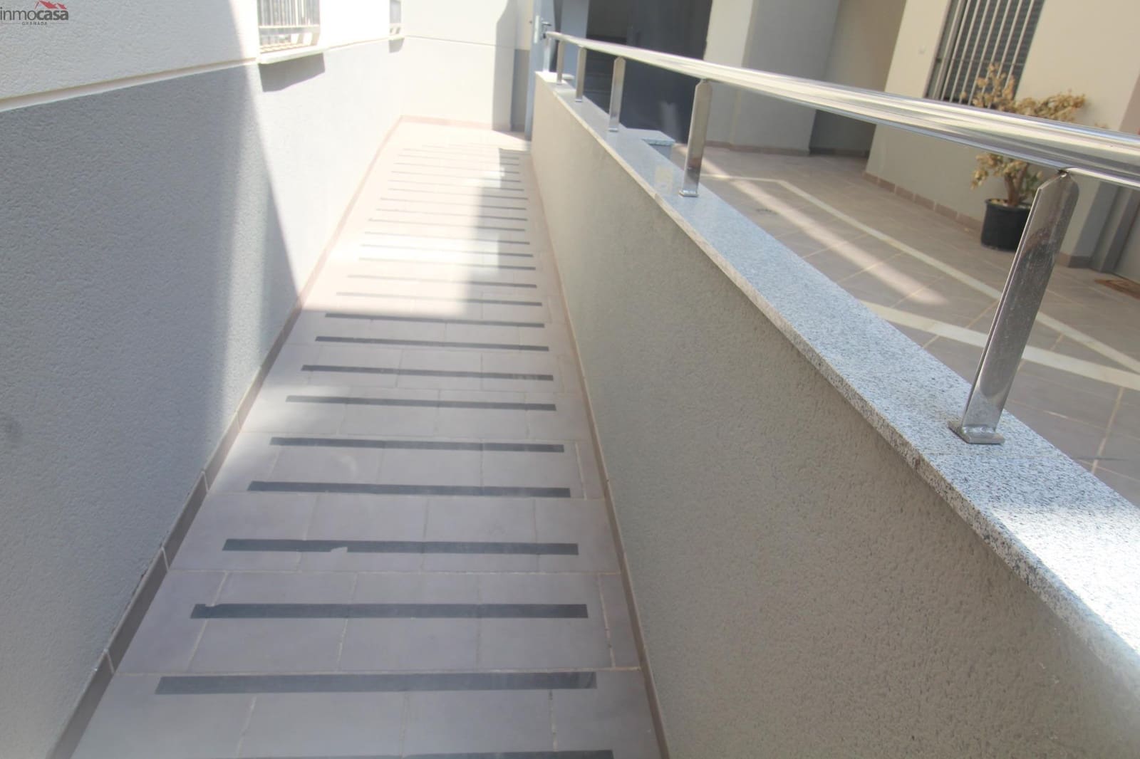 2 soverom Leilighet til leie i Armilla med garasje - € 700 (Ref: 9994345)
