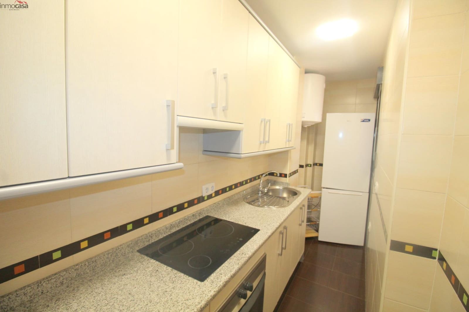2 soverom Leilighet til leie i Armilla med garasje - € 700 (Ref: 9994345)
