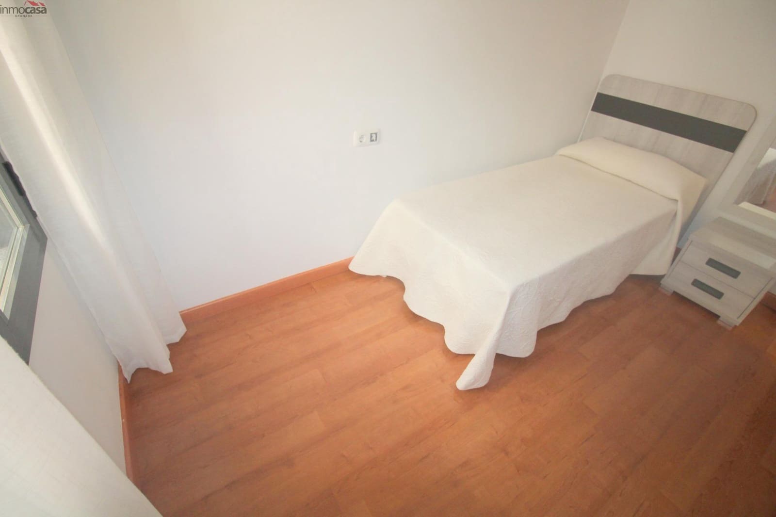 2 soverom Leilighet til leie i Armilla med garasje - € 700 (Ref: 9994345)