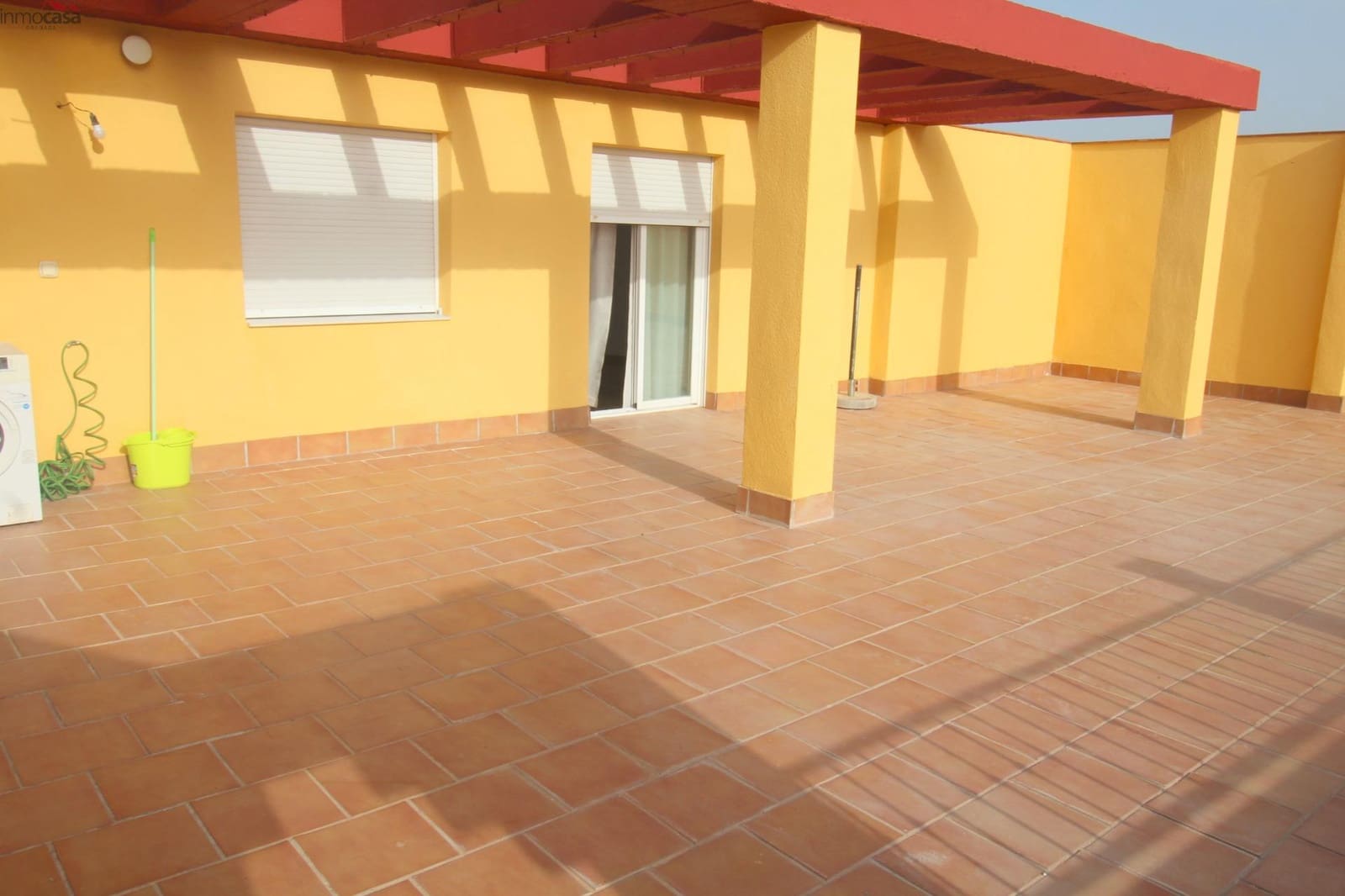2 soverom Penthouse til leie i Churriana de la Vega - € 800 (Ref: 9994346)