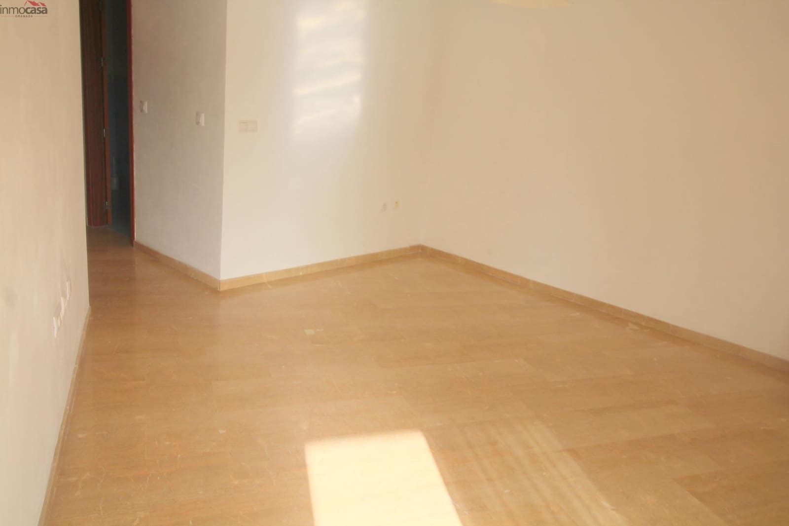 2 soverom Penthouse til leie i Churriana de la Vega - € 800 (Ref: 9994346)