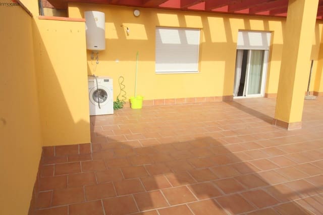 2 soverom Penthouse til leie i Churriana de la Vega - € 800 (Ref: 9994346)