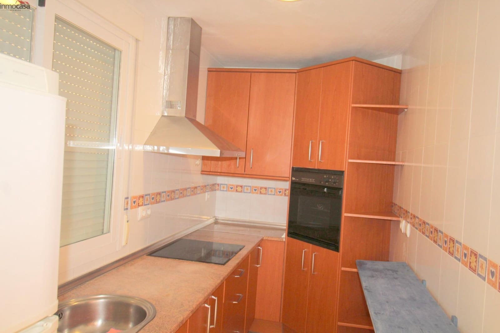 2 soverom Penthouse til leie i Churriana de la Vega - € 800 (Ref: 9994346)