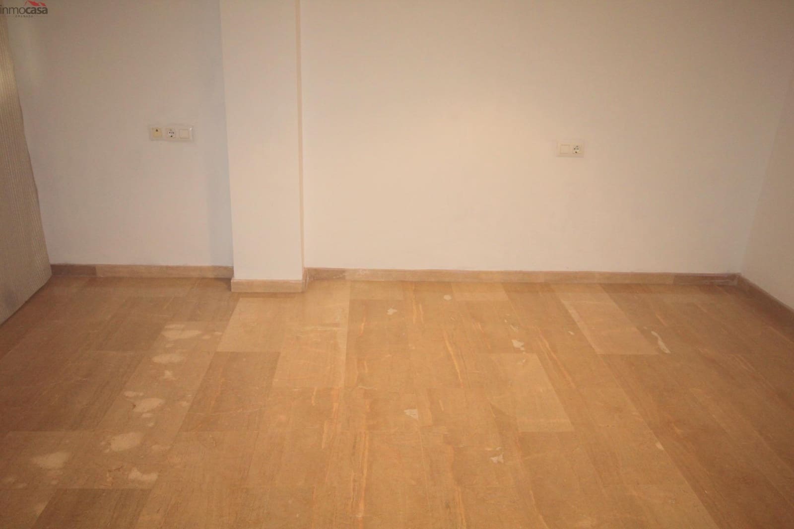 2 soverom Penthouse til leie i Churriana de la Vega - € 800 (Ref: 9994346)