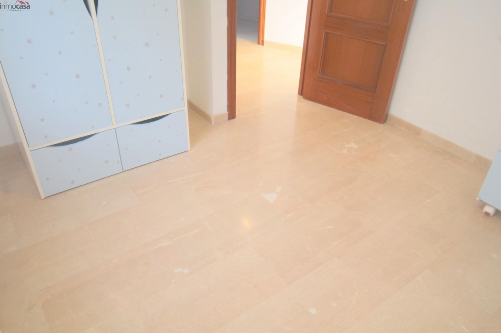 2 soverom Penthouse til leie i Churriana de la Vega - € 800 (Ref: 9994346)