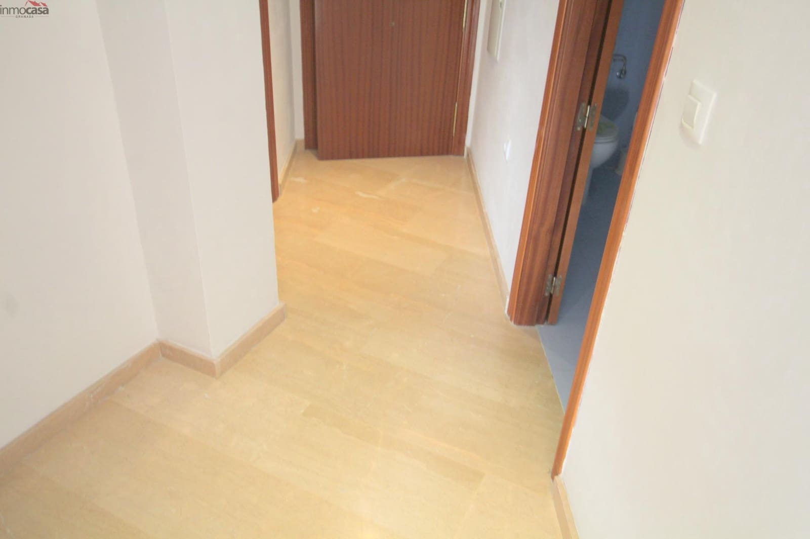 2 soverom Penthouse til leie i Churriana de la Vega - € 800 (Ref: 9994346)