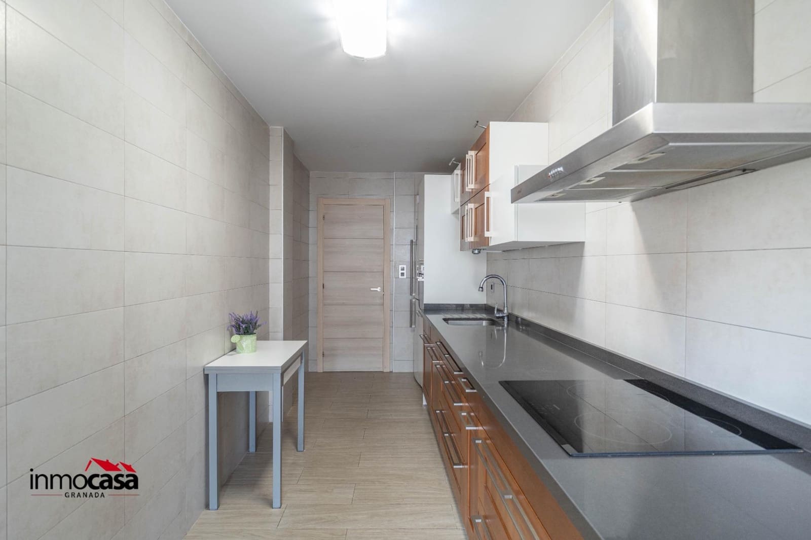 Piso de 4 habitaciones en Granada ciudad en venta con garaje - 270.000 € (Ref: 9994348)