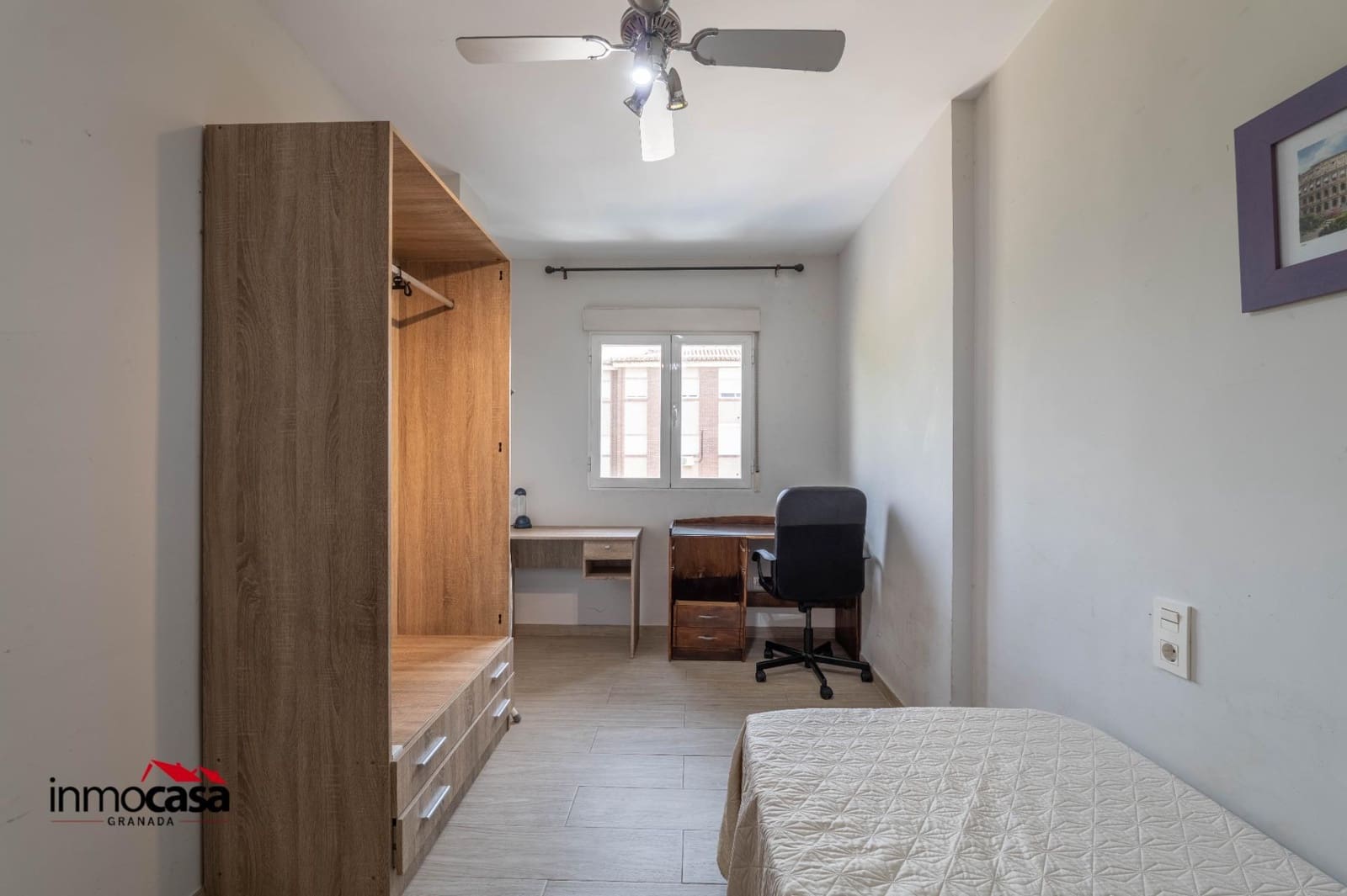 Piso de 4 habitaciones en Granada ciudad en venta con garaje - 270.000 € (Ref: 9994348)