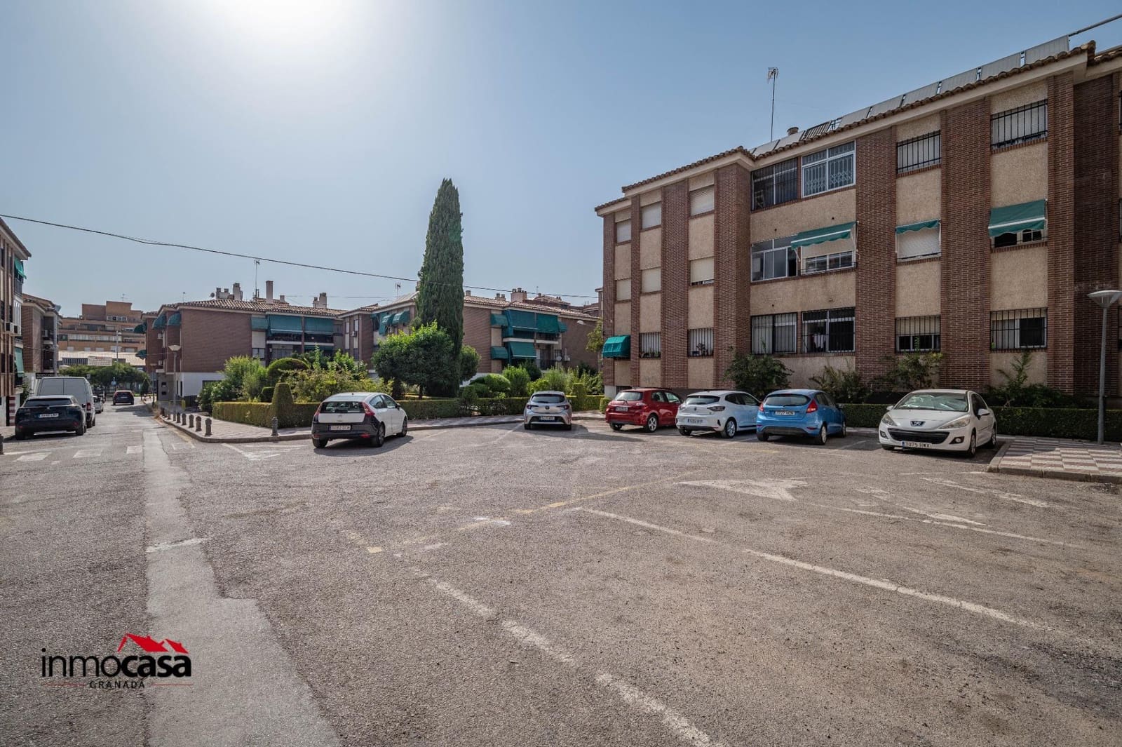 Piso de 4 habitaciones en Granada ciudad en venta con garaje - 270.000 € (Ref: 9994348)