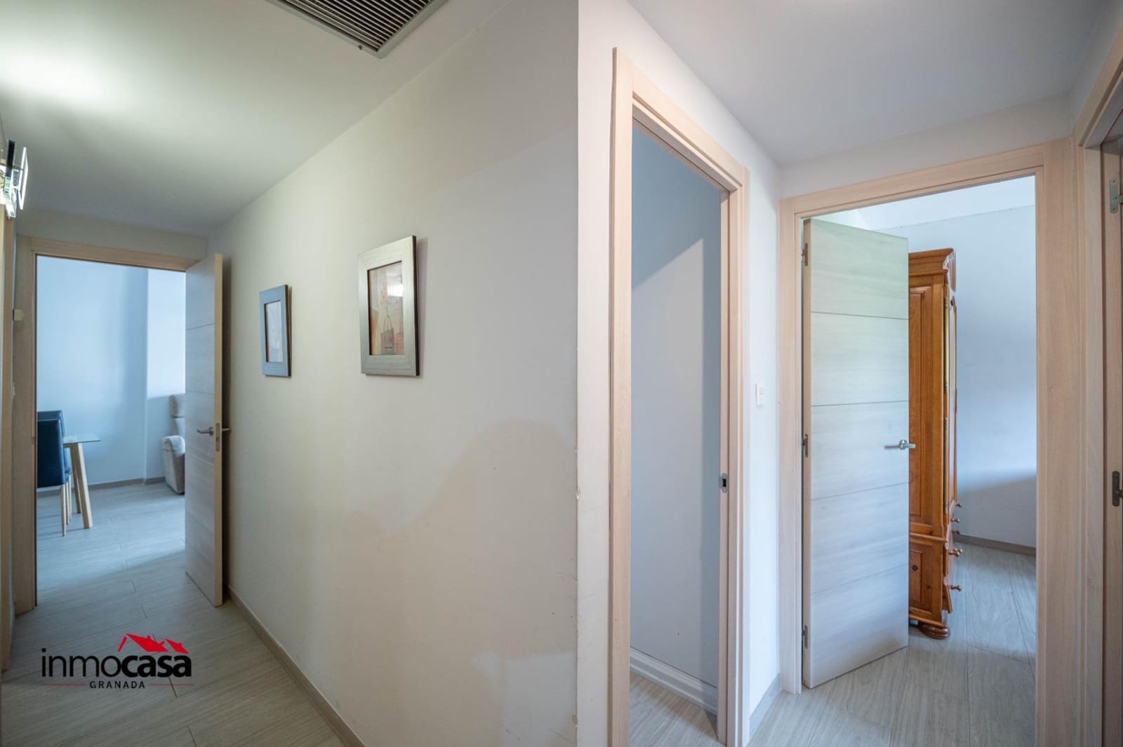 4 bedroom Flat for sale in Granada city with garage - € 270,000 (Ref: 9994348)