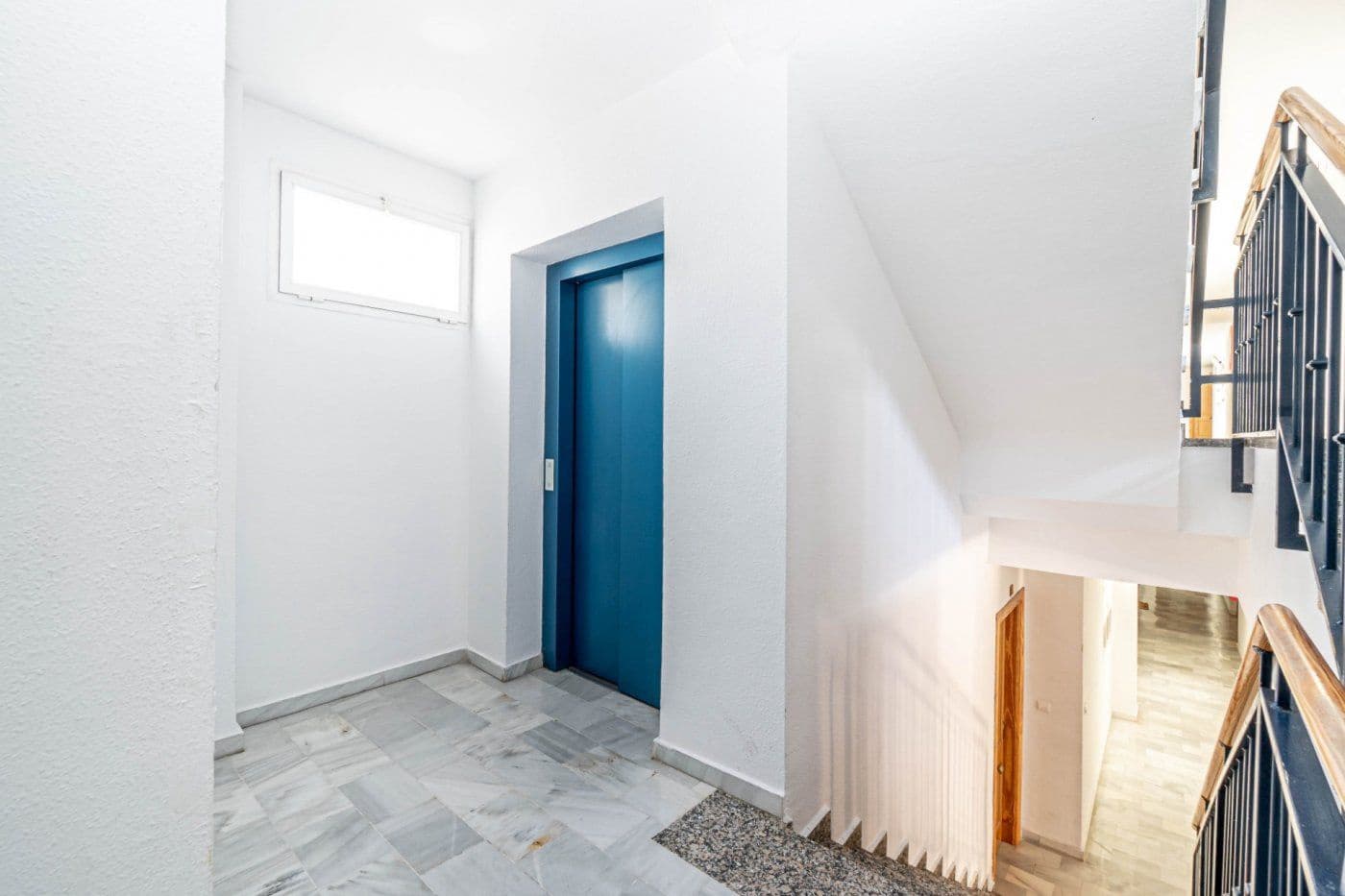 2 soveværelse Lejlighed til leje i Las Gabias med swimmingpool garage - € 700 (Ref: 9997205)
