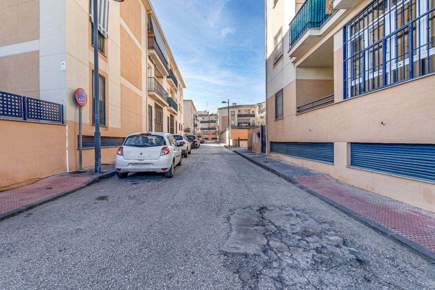 2 soveværelse Lejlighed til leje i Las Gabias med swimmingpool garage - € 700 (Ref: 9997205)