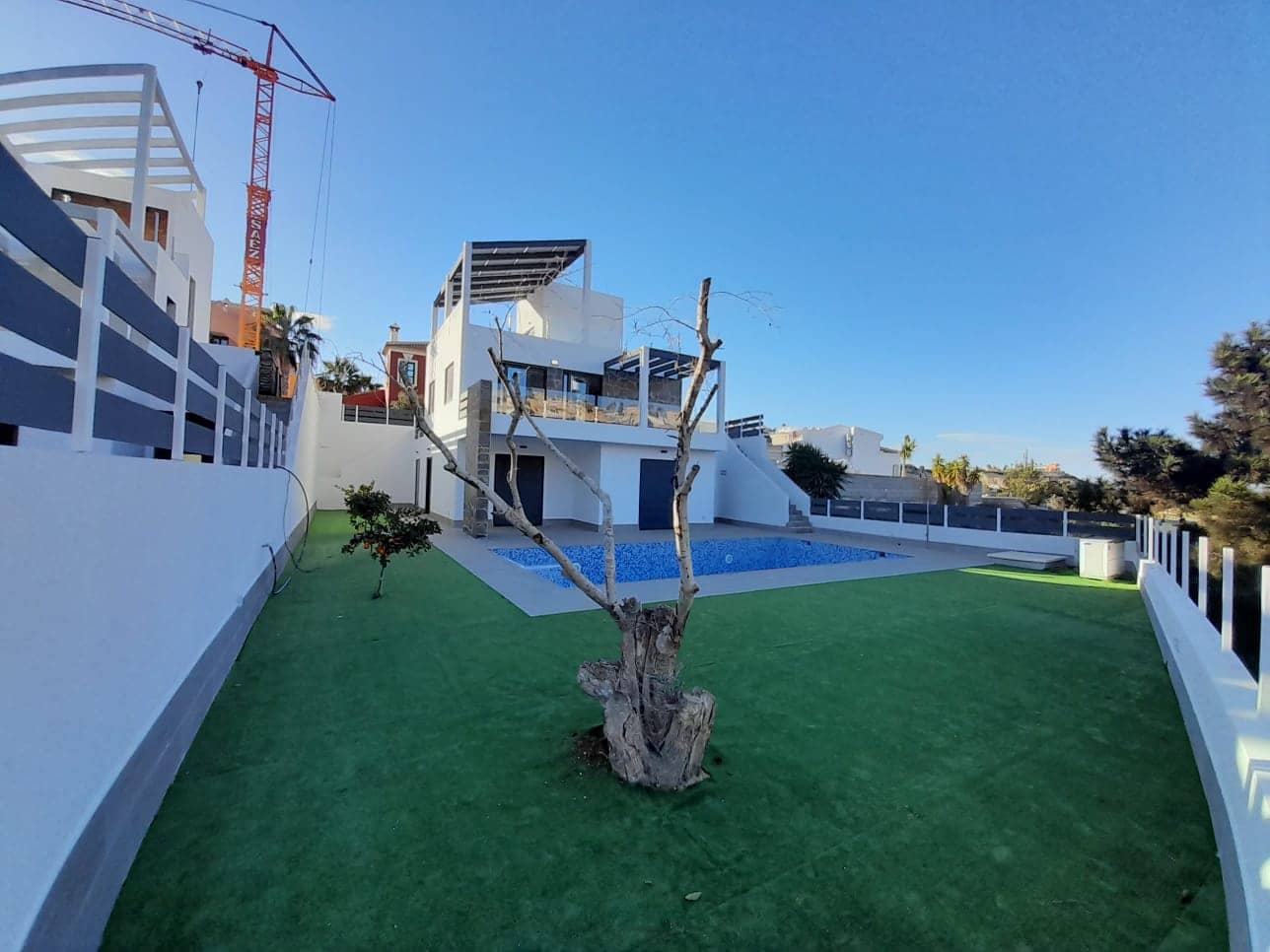 4 soveværelse Villa til salg i Ciudad Quesada - € 834.000 (Ref: 8949616)