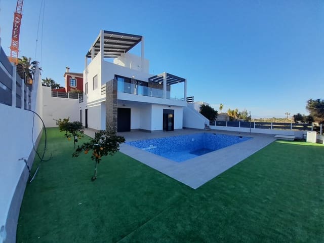 4 bedroom Villa for sale in Ciudad Quesada, Rojales - € 834,000 (Ref: 8949616)
