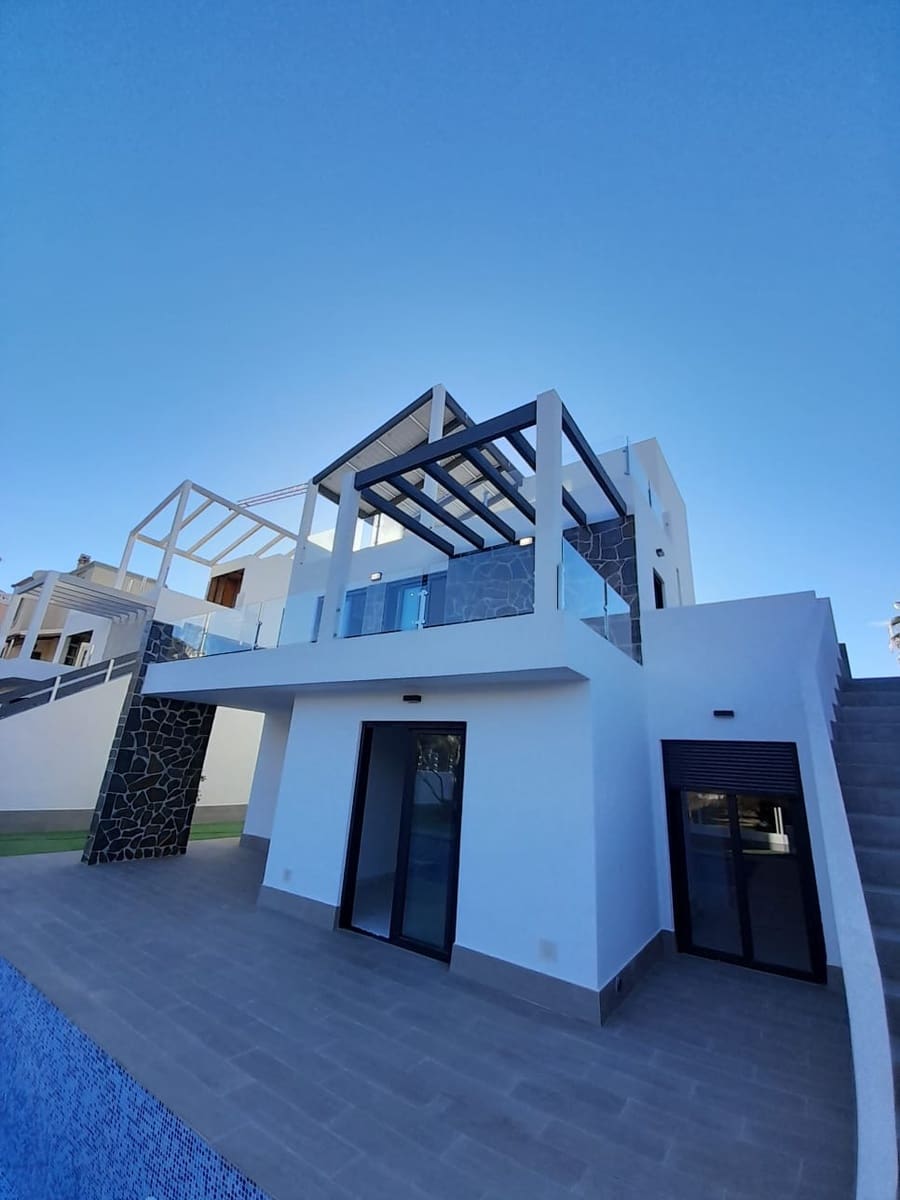 4 soveværelse Villa til salg i Ciudad Quesada - € 834.000 (Ref: 8949616)