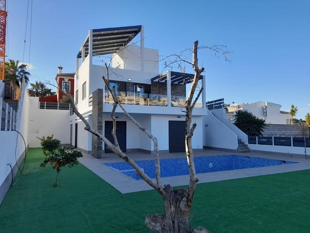 4 bedroom Villa for sale in Ciudad Quesada, Rojales - € 834,000 (Ref: 8949616)